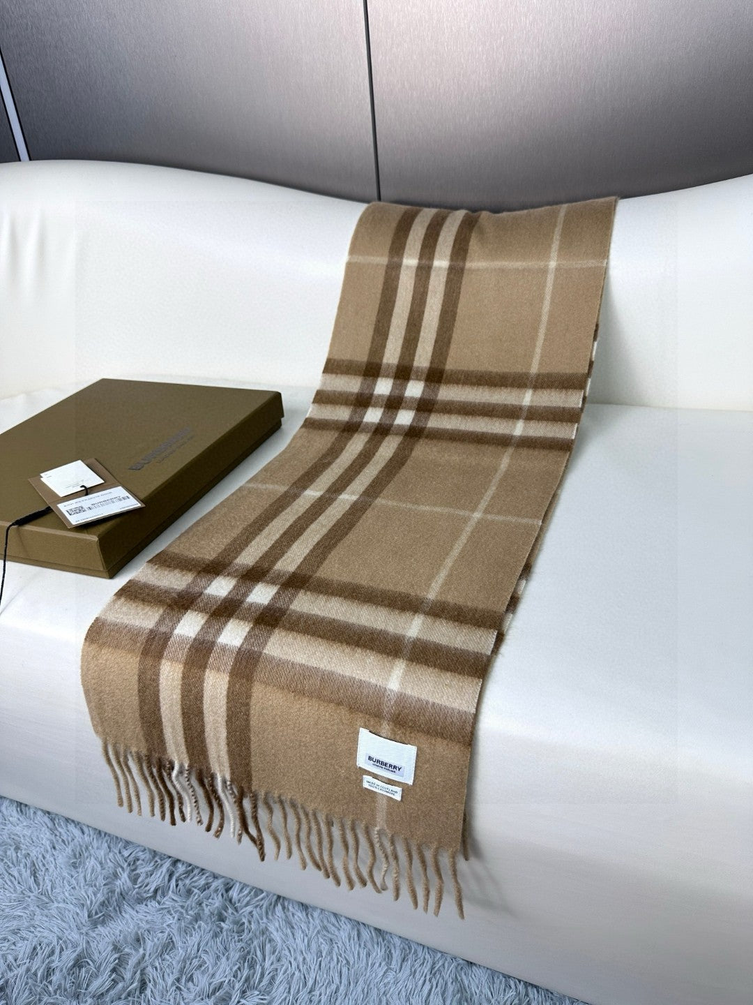 BURBERRY BBR SCARF 180 CM IN CASHMERE 543357