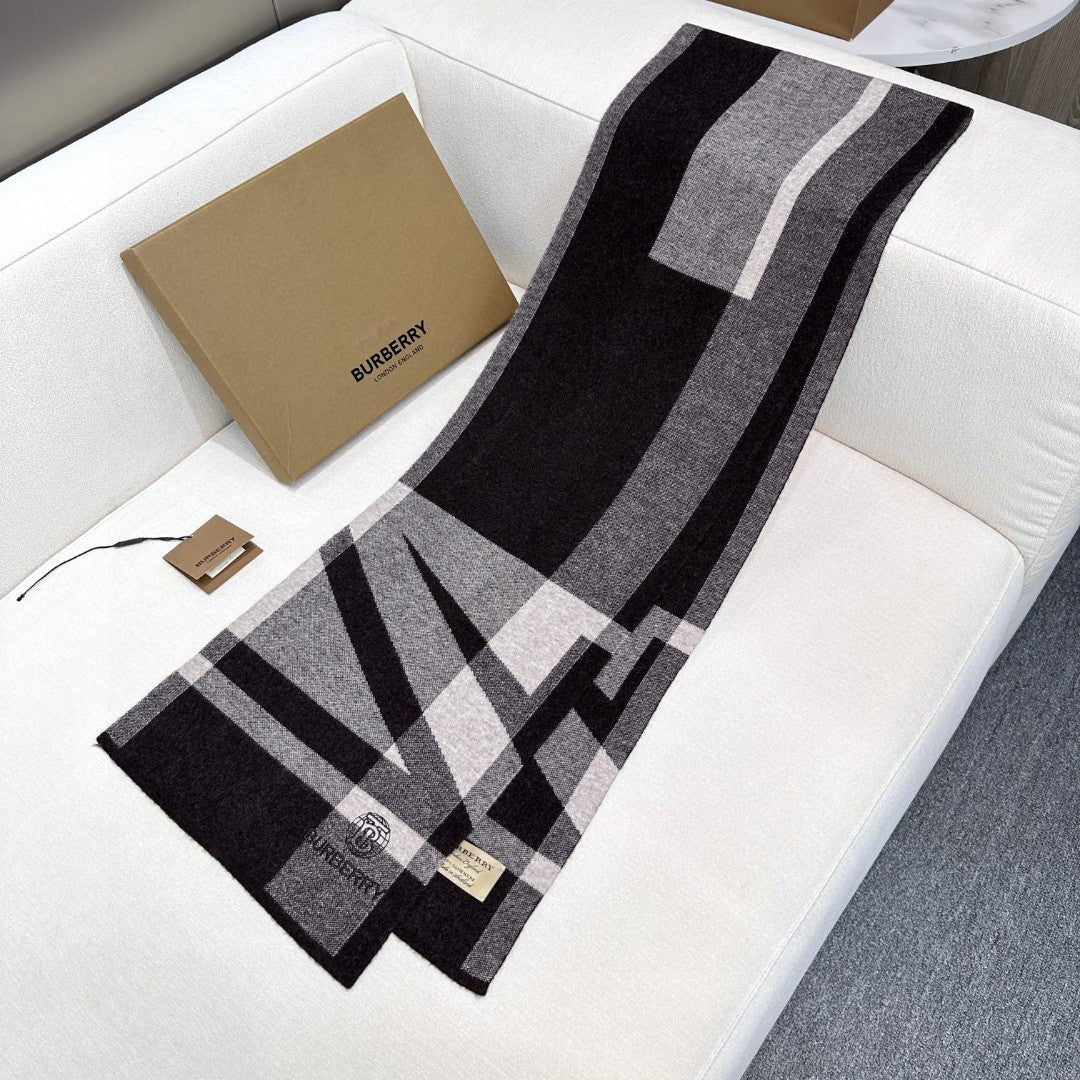 BURBERRY BBR SCARF 180 CM IN CASHMERE 555764