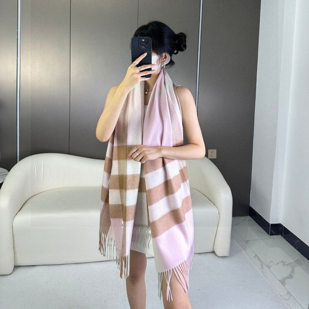 BURBERRY BBR SCARF 200 CM IN CASHMERE 726425