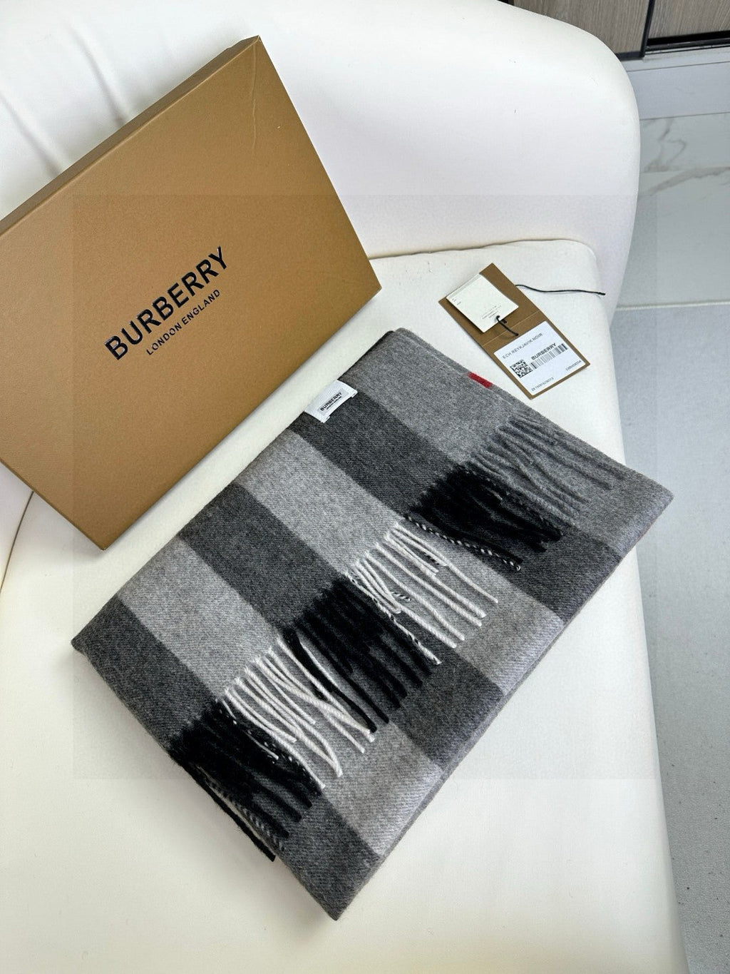 BURBERRY BBR SCARF 200 CM IN CASHMERE 726426