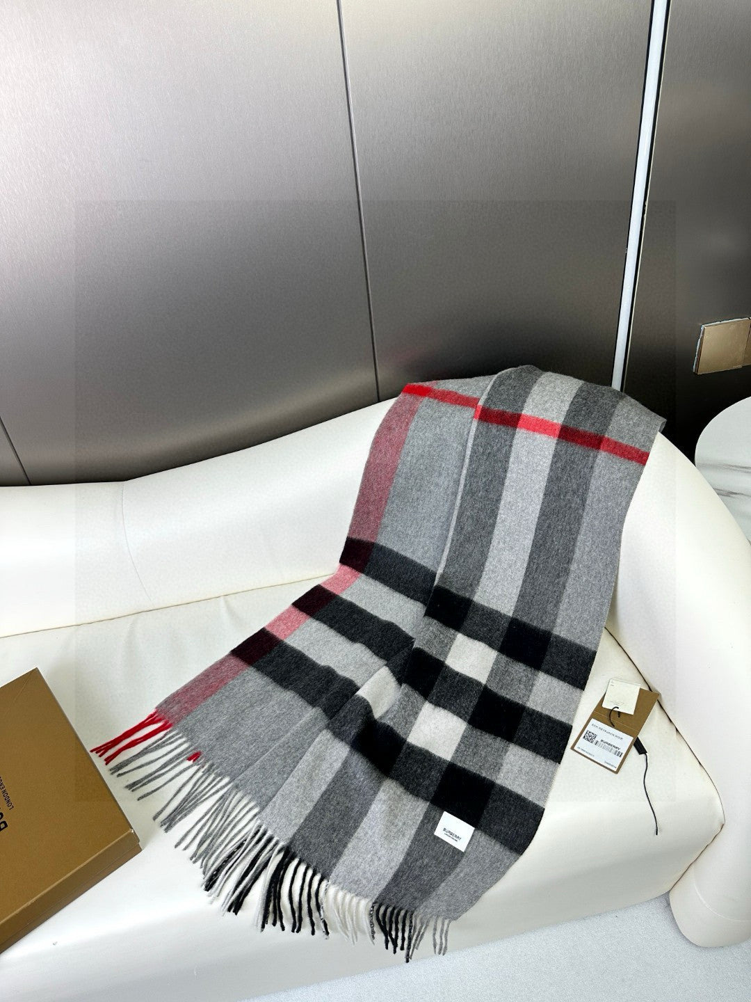 BURBERRY BBR SCARF 200 CM IN CASHMERE 726426