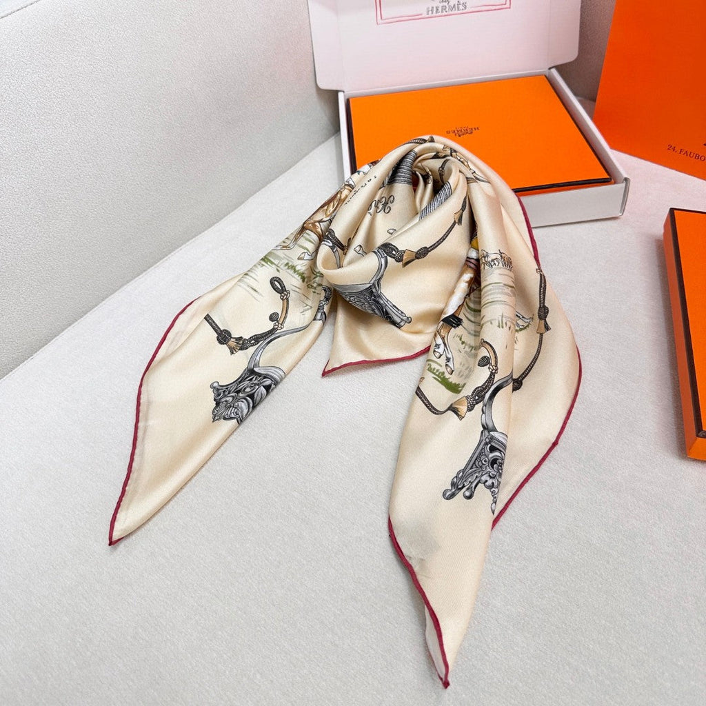 HERMES HERMES 25S SCARF 90 IN SILK 720006