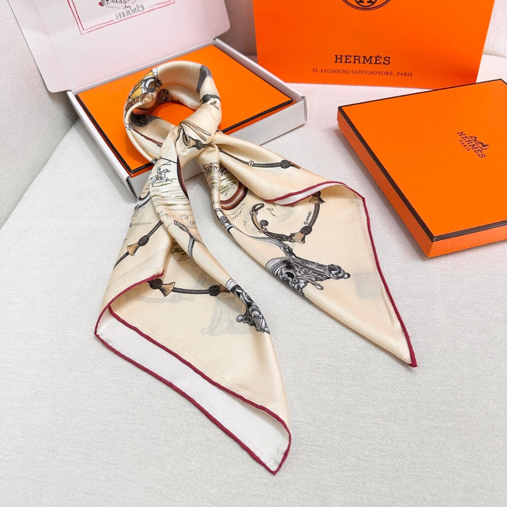 HERMES HERMES 25S SCARF 90 IN SILK 720006