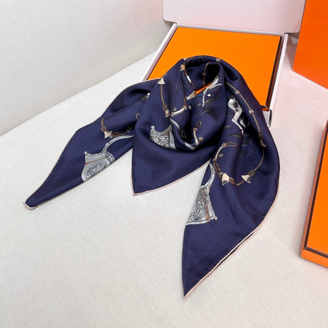 HERMES HERMES 25S SCARF 90 IN SILK 720008