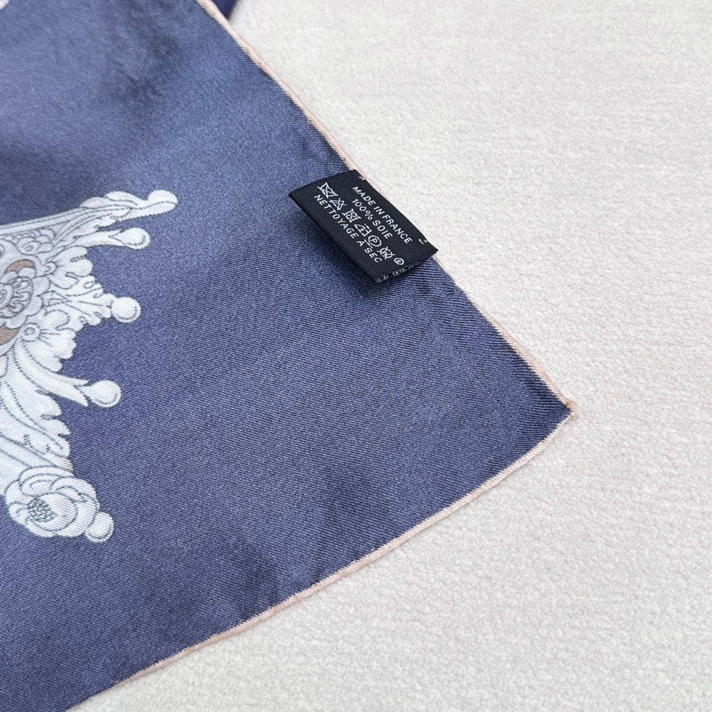 HERMES HERMES 25S SCARF 90 IN SILK 720008
