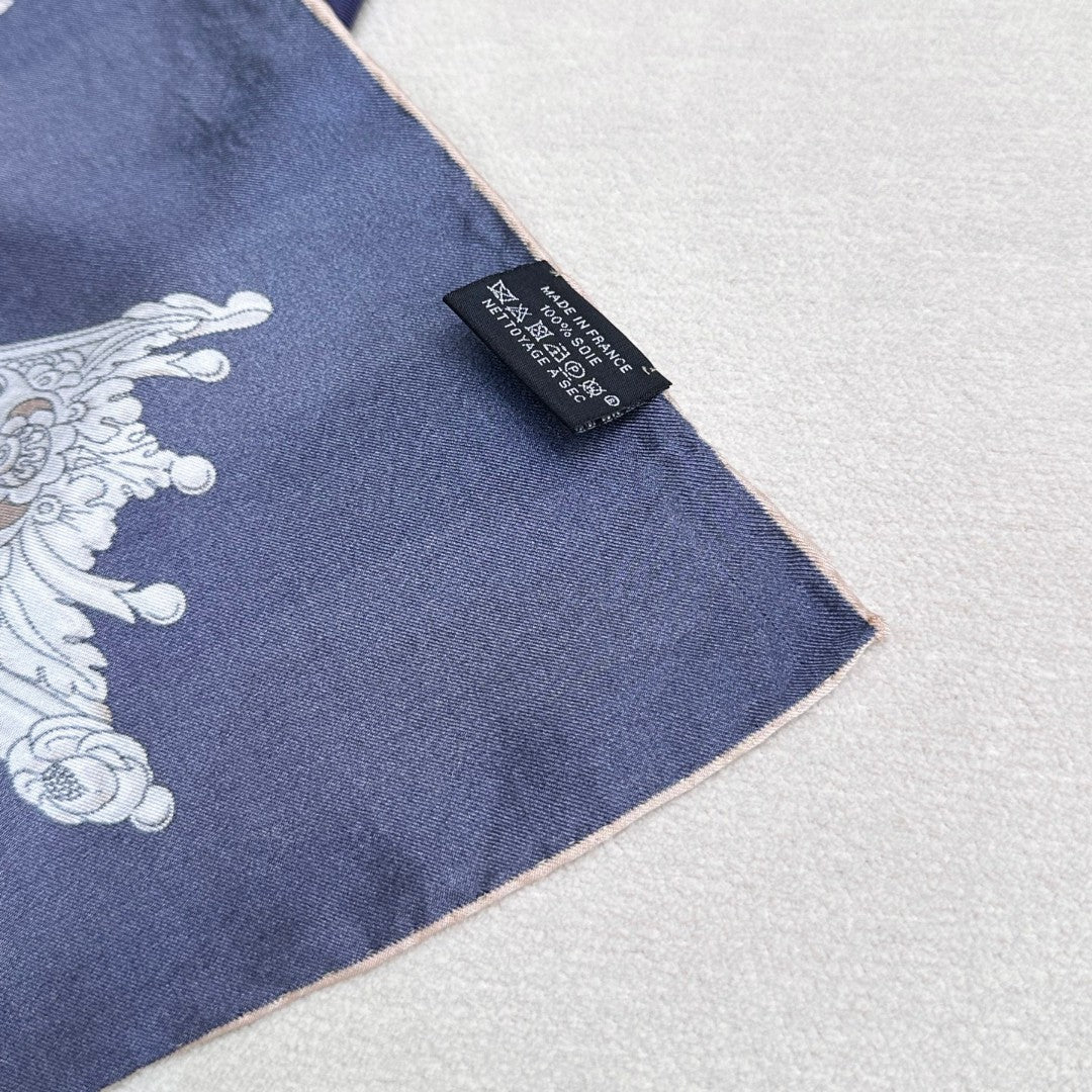 HERMES HERMES 25S SCARF 90 IN SILK 720008