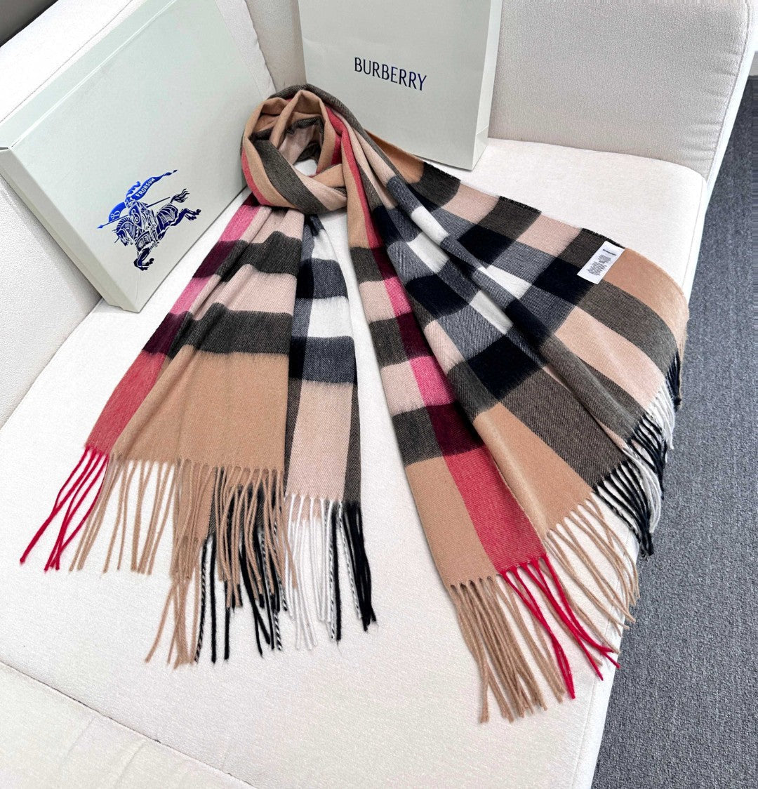 BURBERRY BBR SCARF 200 CM IN CASHMERE 674881