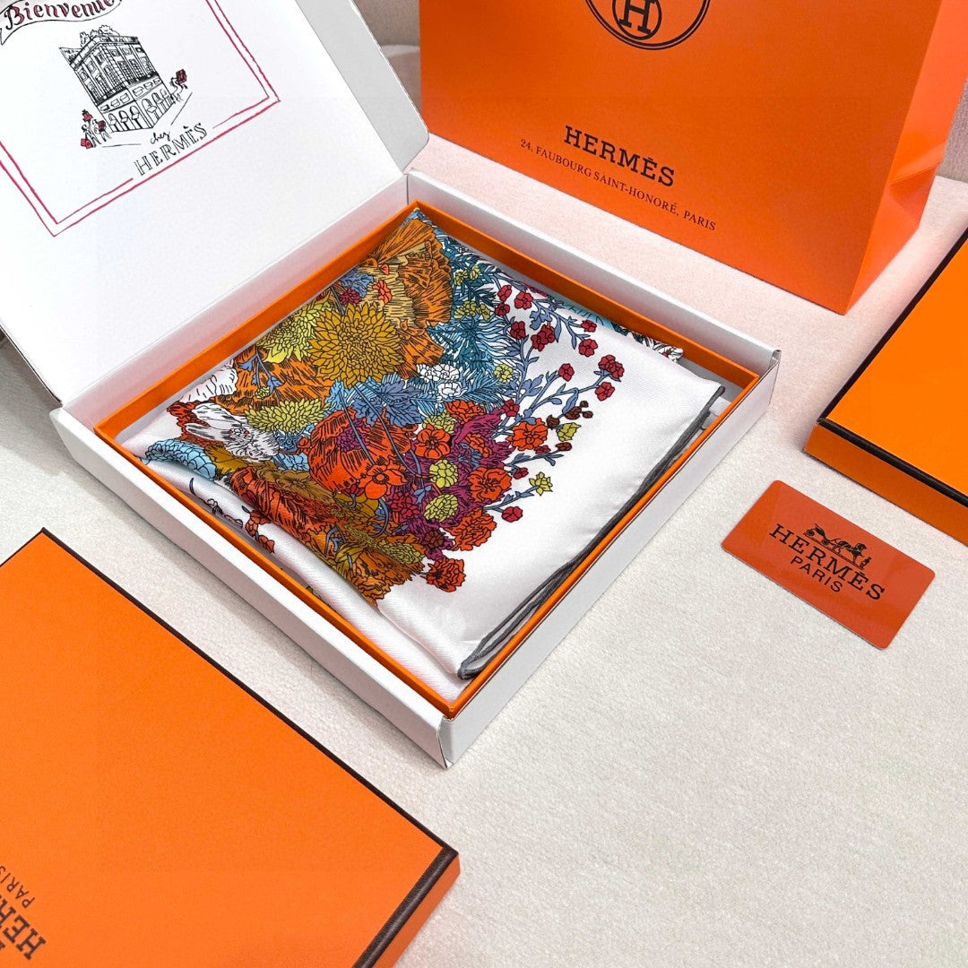 HERMES HERMES 25S SCARF 90 IN SILK 729028