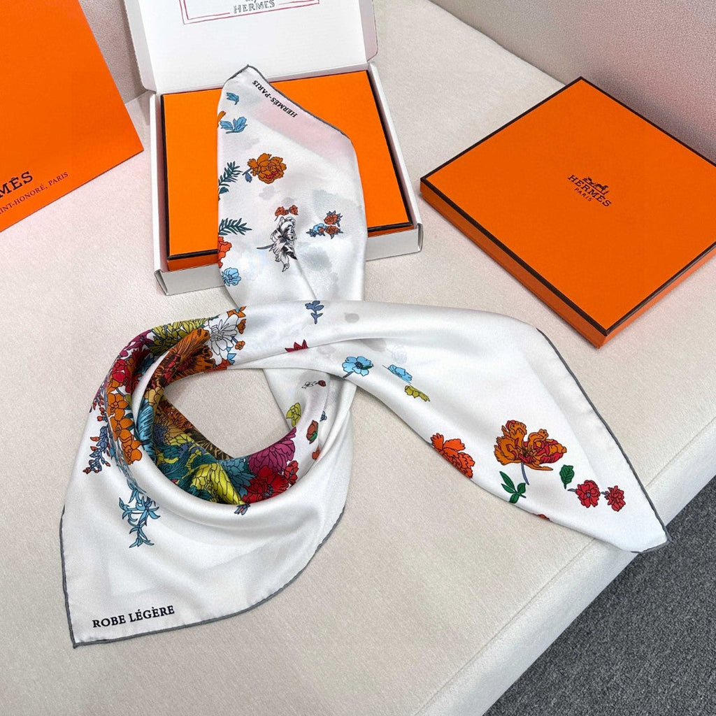 HERMES HERMES 25S SCARF 90 IN SILK 729028