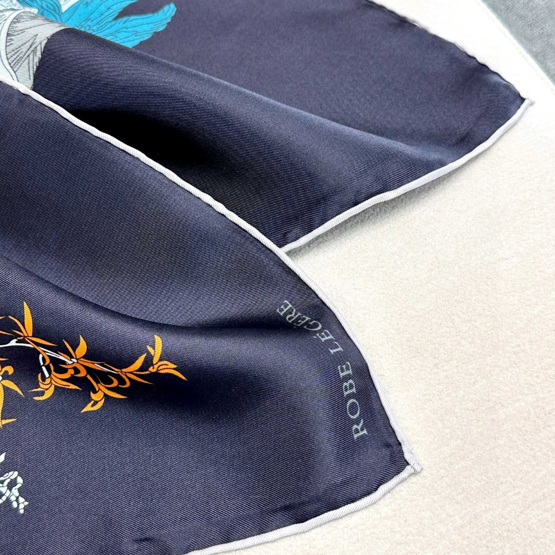 HERMES HERMES 25S SCARF 90 IN SILK 729030