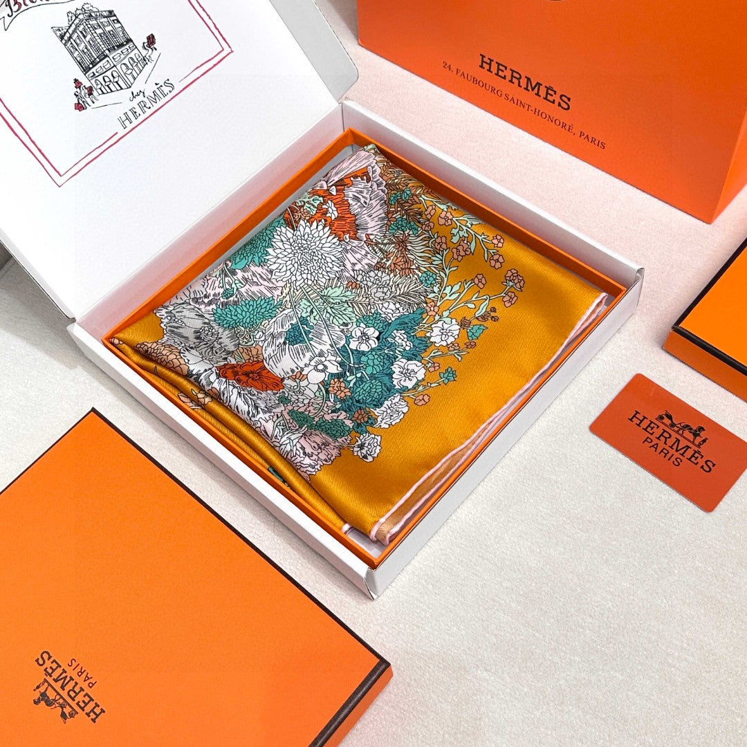 HERMES HERMES 25S SCARF 90 IN SILK 729031