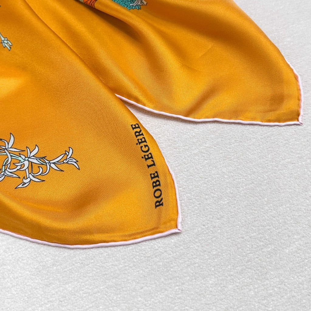 HERMES HERMES 25S SCARF 90 IN SILK 729031