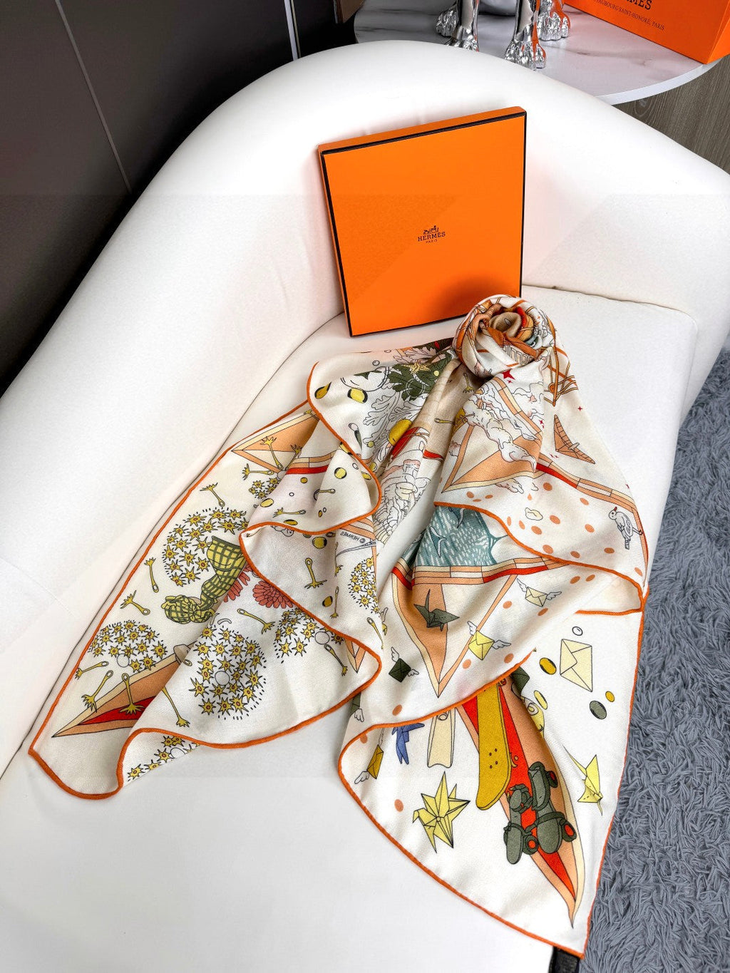 HERMES HERMES 25S SCARF 135 IN SILK AND CASERE 735831