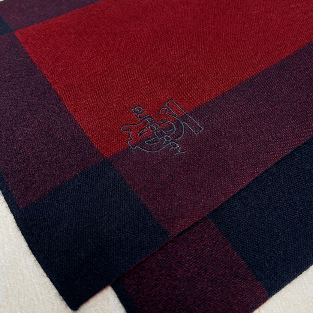 BURBERRY BBR SCARF 180 CM IN CASHMERE 697637
