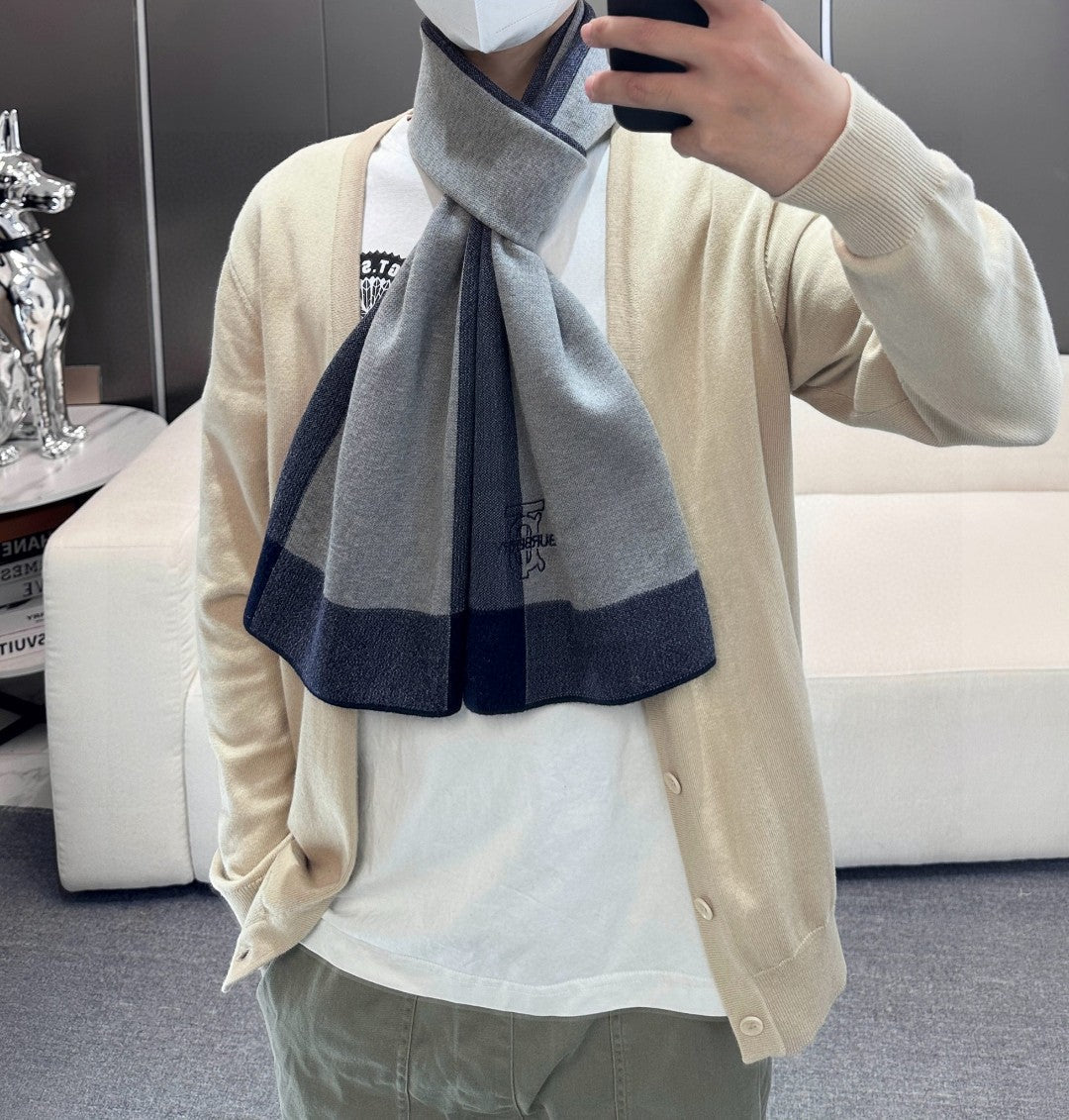 BURBERRY BBR SCARF 180 CM IN CASHMERE 697638