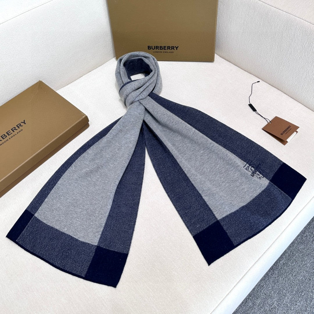 BURBERRY BBR SCARF 180 CM IN CASHMERE 697638