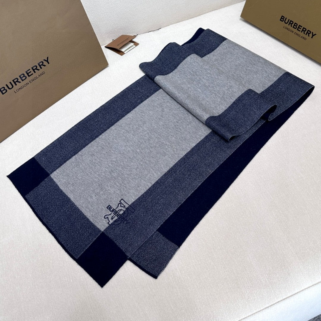 BURBERRY BBR SCARF 180 CM IN CASHMERE 697638