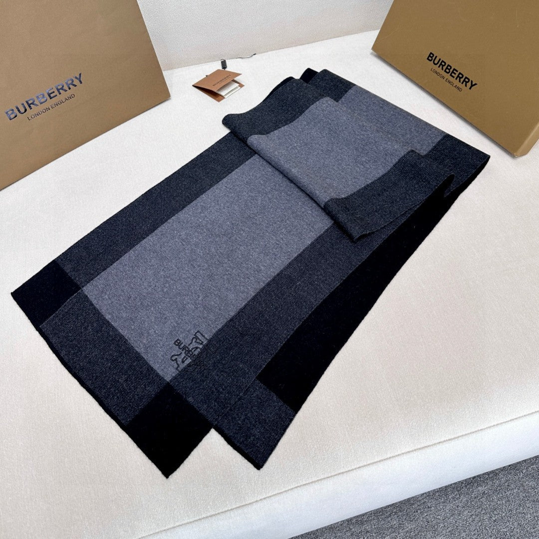 BURBERRY BBR SCARF 180 CM IN CASHMERE 697639