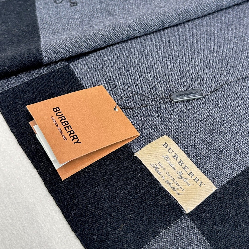 BURBERRY BBR SCARF 180 CM IN CASHMERE 697639