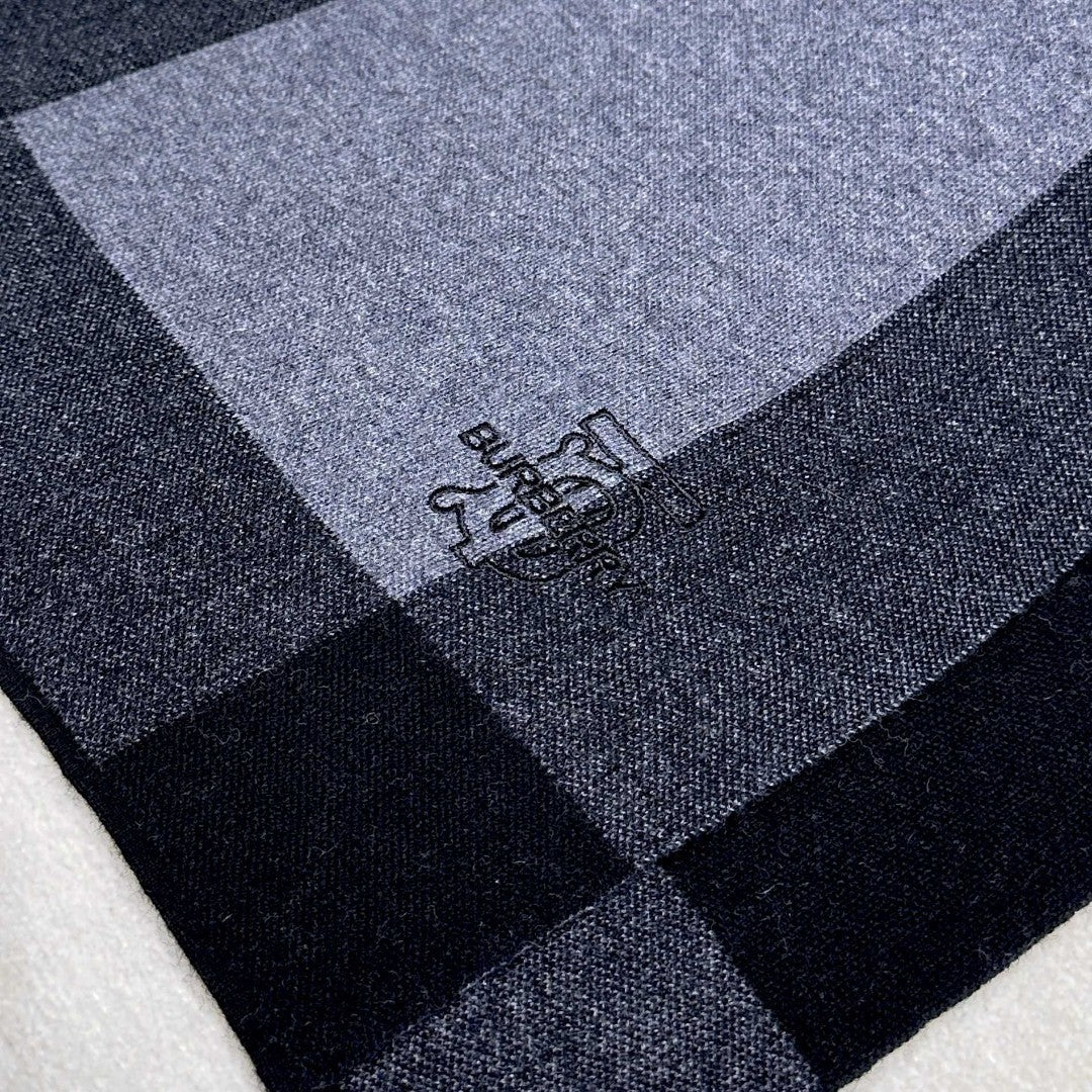 BURBERRY BBR SCARF 180 CM IN CASHMERE 697639