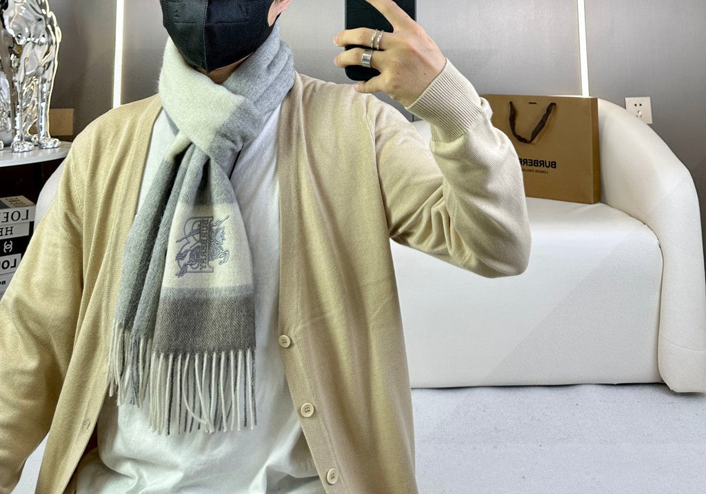 BURBERRY BBR SCARF 180 CM IN CASHMERE 724818
