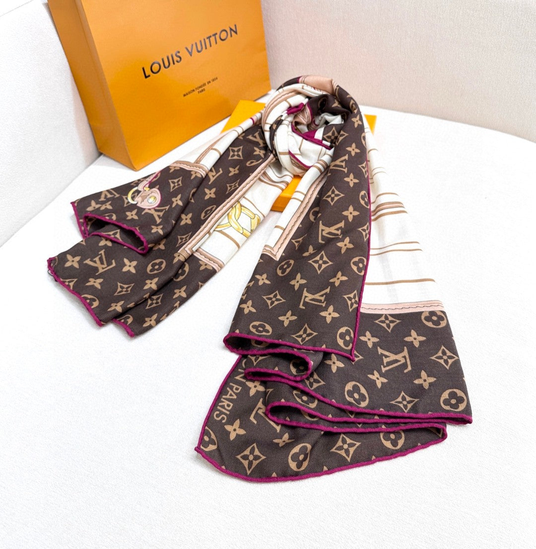 LOUIS VUITTON LV SCARF 140 CM IN SILK 721536