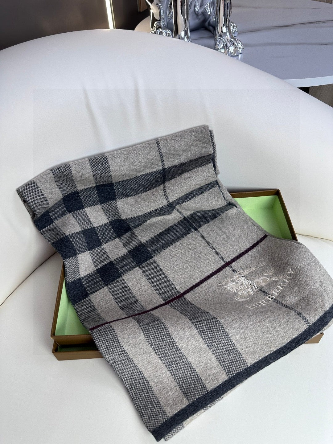 BURBERRY BBR SCARF 180 CM IN CASHMERE 730657