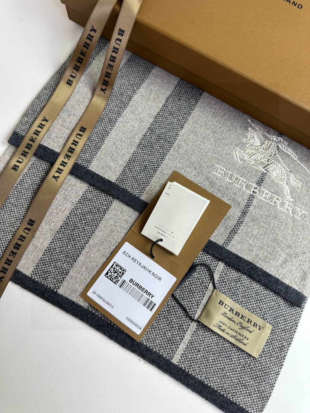 BURBERRY BBR SCARF 180 CM IN CASHMERE 730657