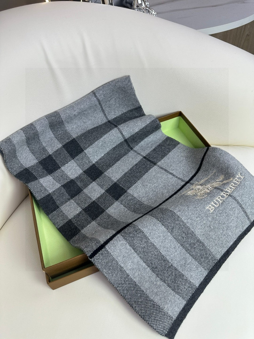 BURBERRY BBR SCARF 180 CM IN CASHMERE 730659