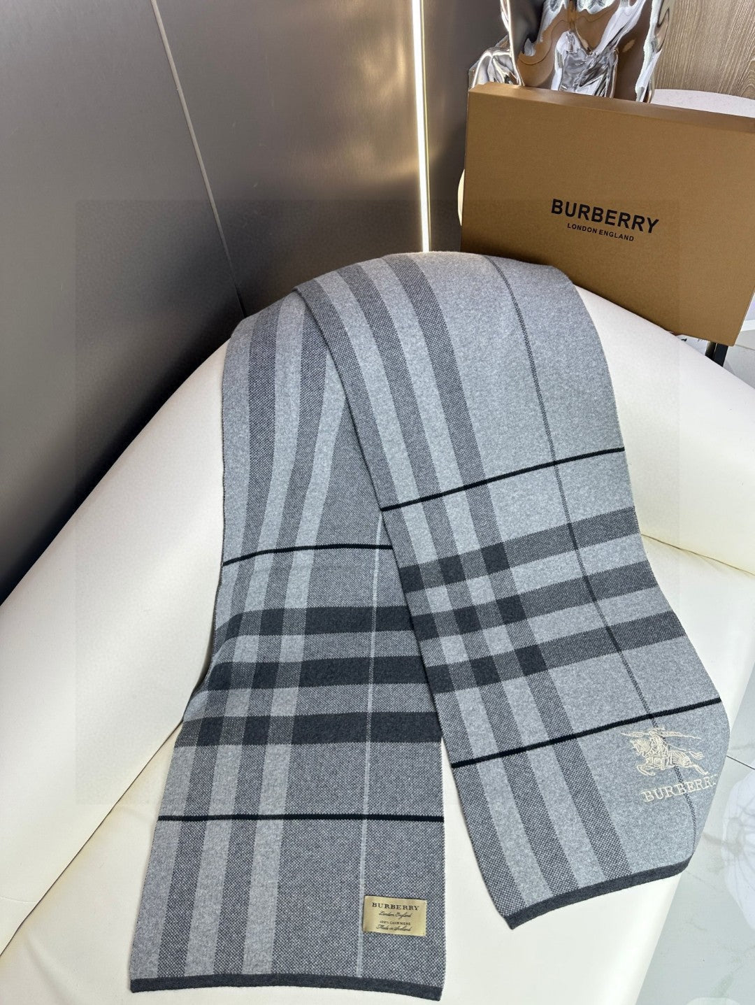BURBERRY BBR SCARF 180 CM IN CASHMERE 730659