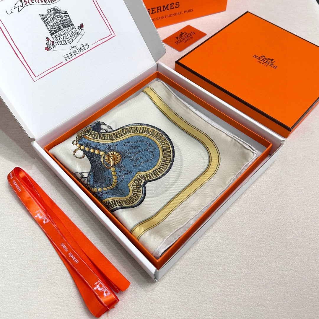 HERMES HERMES 25S SCARF 90 IN SILK 733951