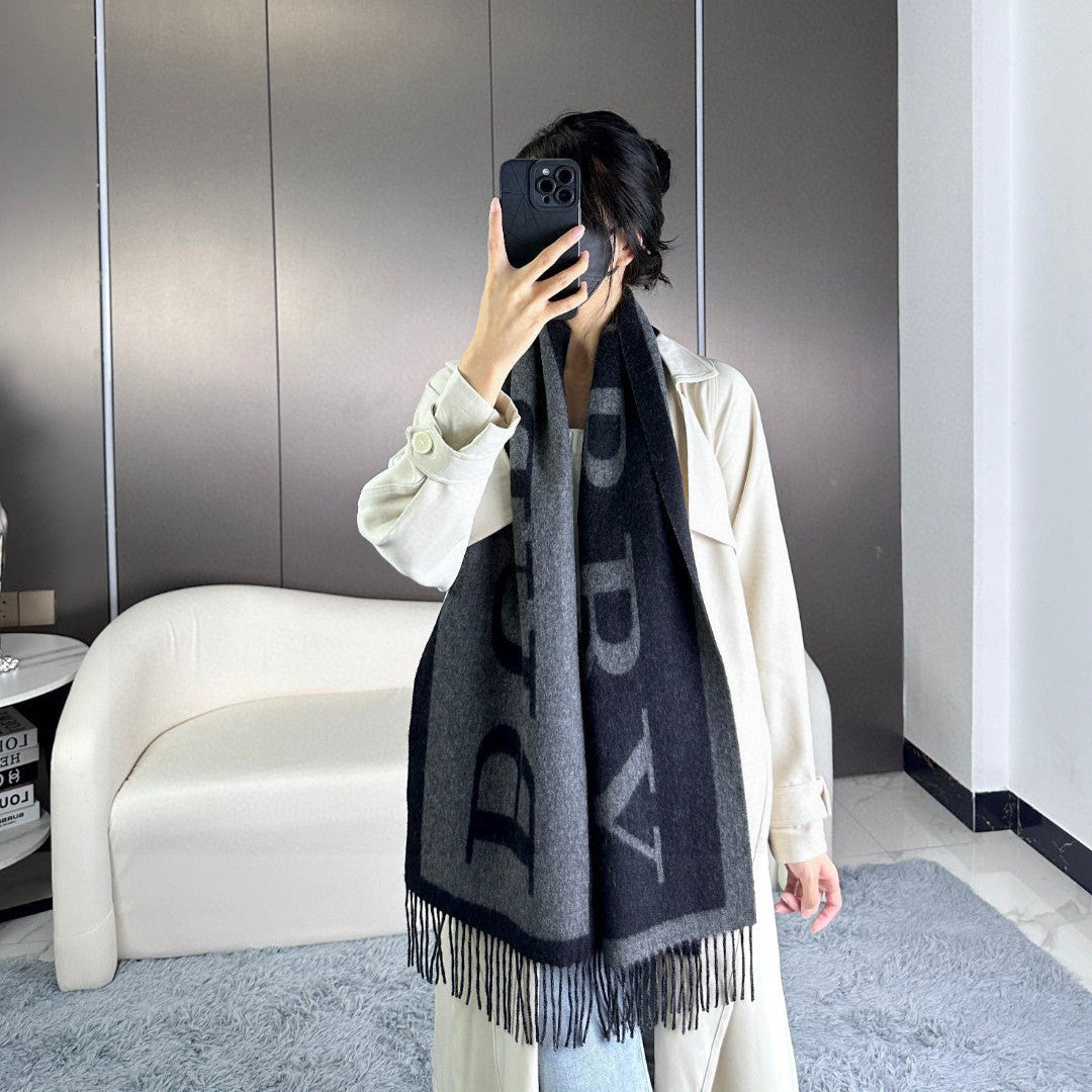 BURBERRY BBR SCARF 180 CM IN CASHMERE 735851