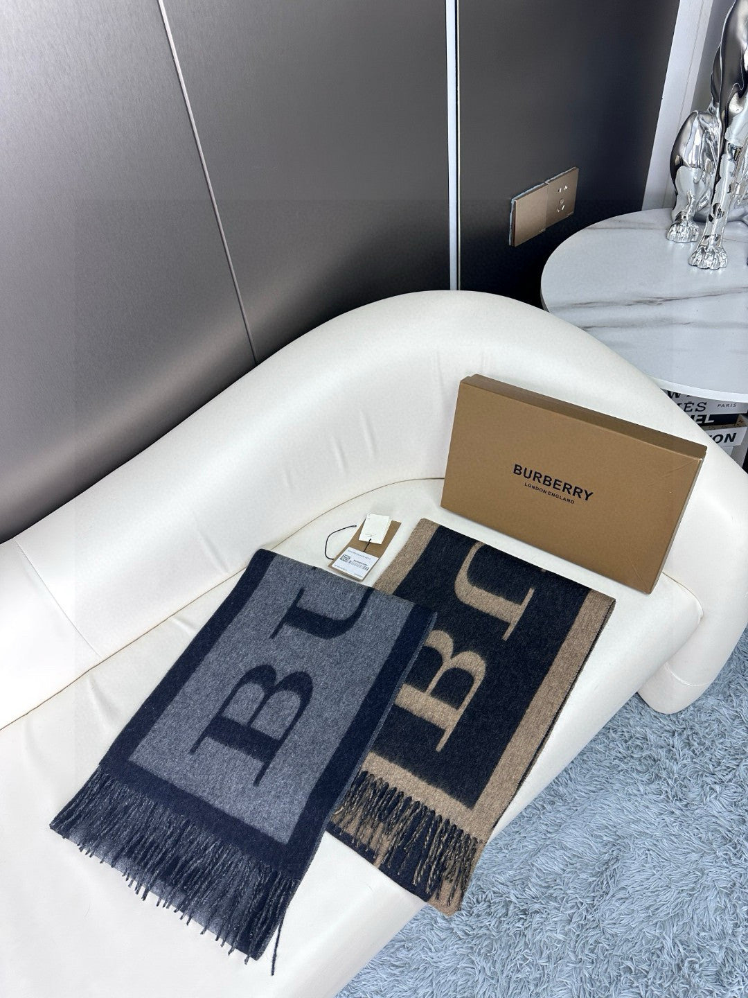 BURBERRY BBR SCARF 180 CM IN CASHMERE 735851