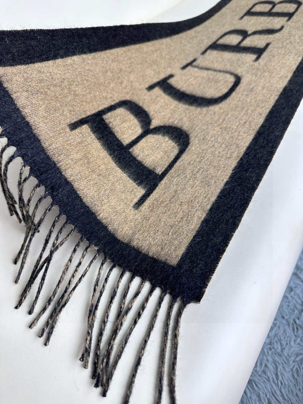 BURBERRY BBR SCARF 180 CM IN CASHMERE 735852