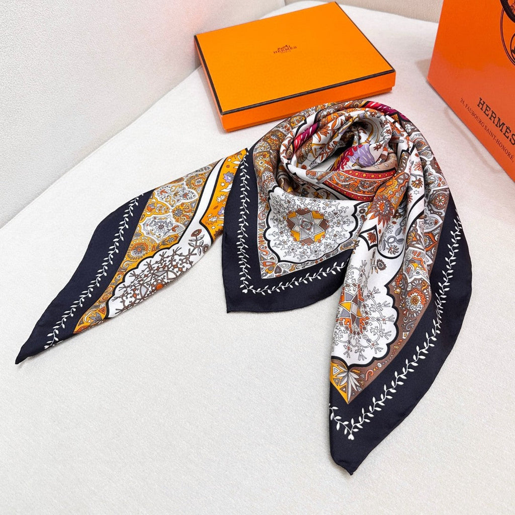 HERMES HERMES 25S SCARF 90 IN SILK 724811