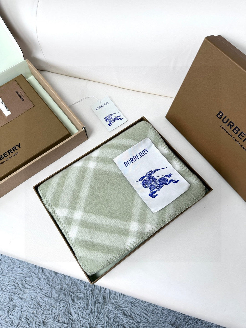 BURBERRY BBR SCARF 182 CM IN CASHMERE 715580