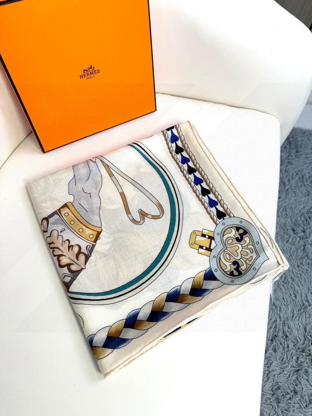 HERMES HERMES 25S SCARF 135 IN CASERE SILK 730649