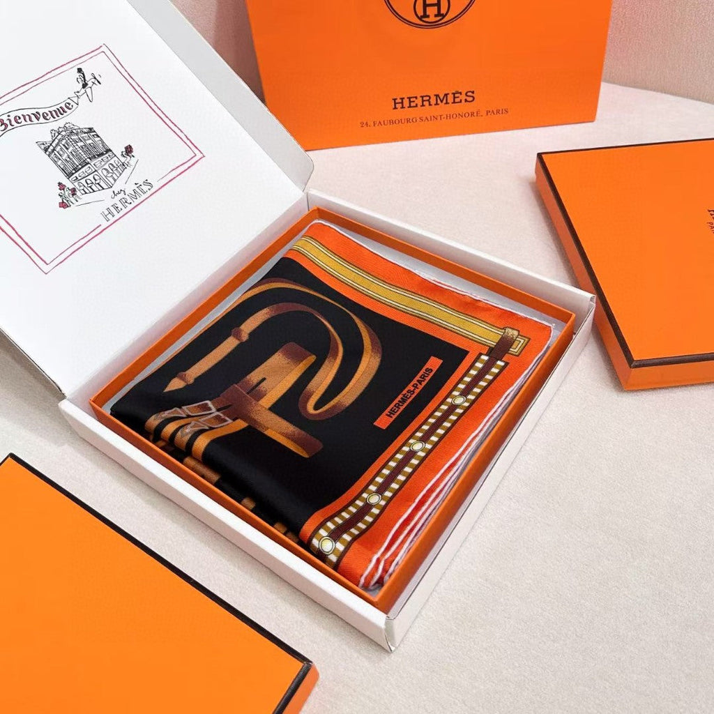 HERMES HERMES 25S SCARF 90 IN SILK 735840