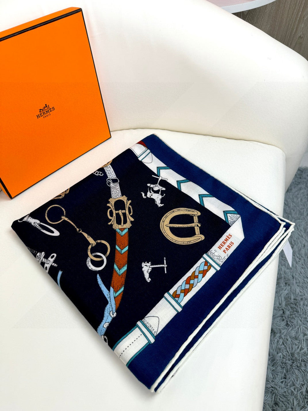 HERMES HERMES 25S SCARF 135 IN CASERE SILK 737309