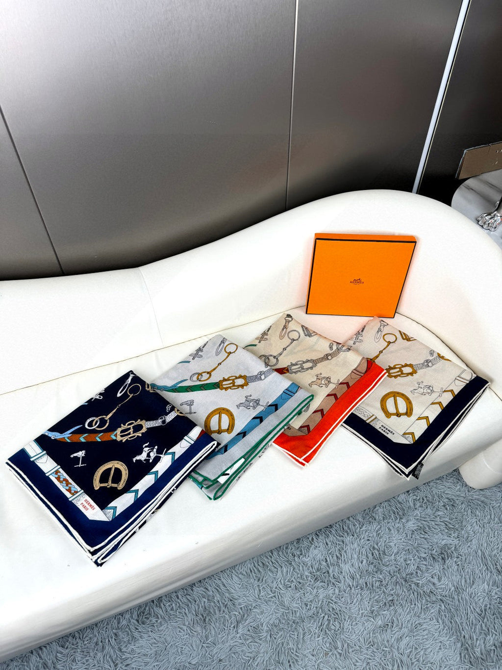 HERMES HERMES 25S SCARF 135 IN CASERE SILK 737310