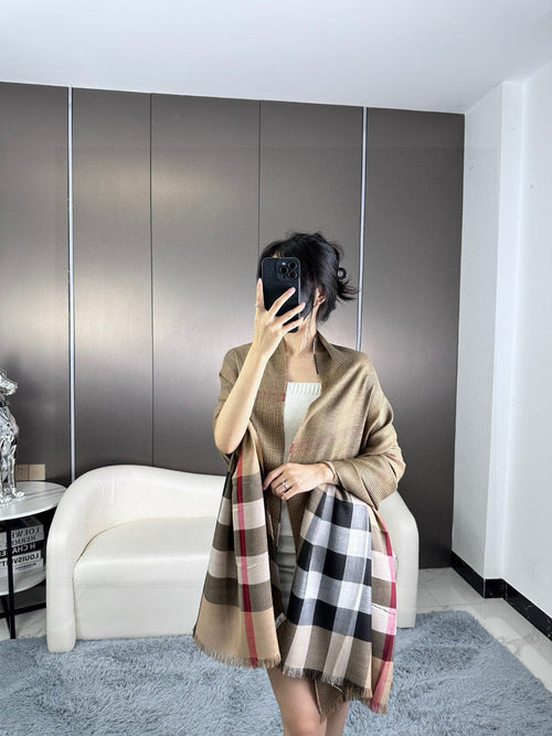 BURBERRY BBR SCARF 200 CM IN CASHMERE 737197