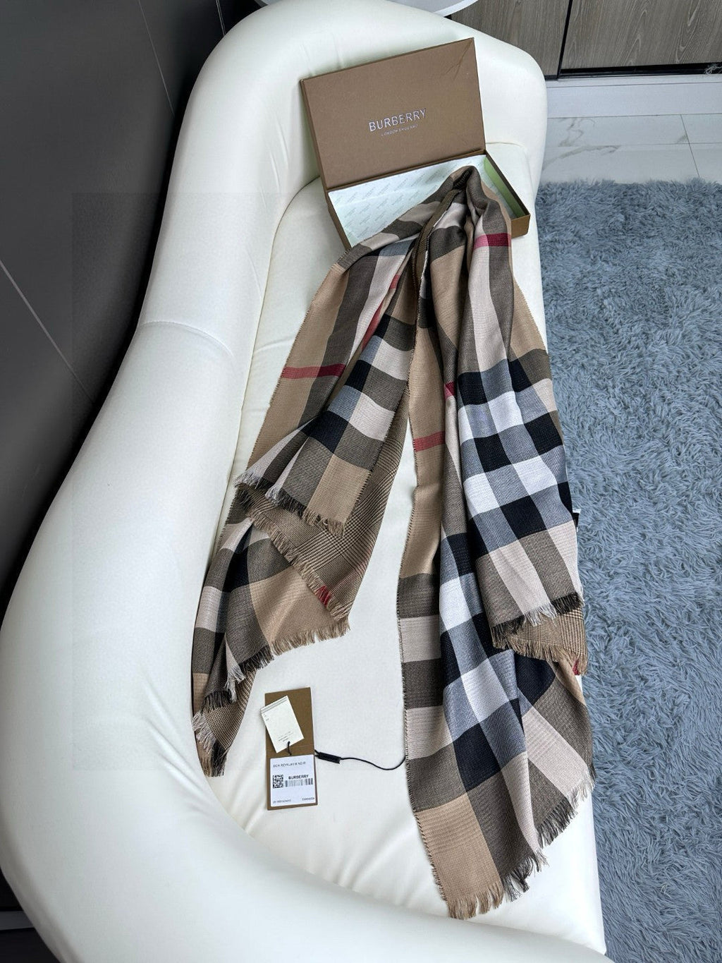 BURBERRY BBR SCARF 200 CM IN CASHMERE 737197