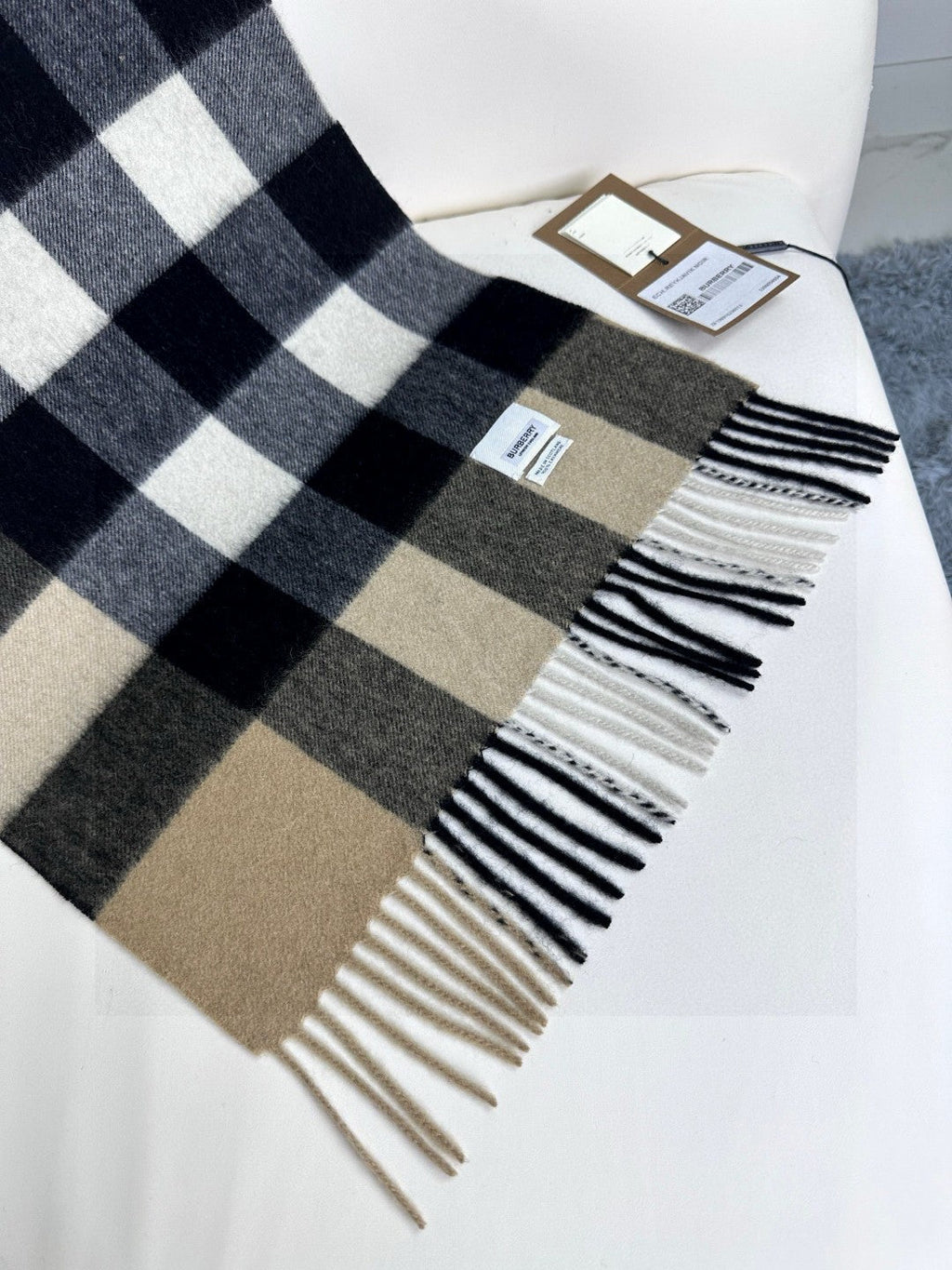 BURBERRY BBR SCARF 180 CM IN CASHMERE 732149