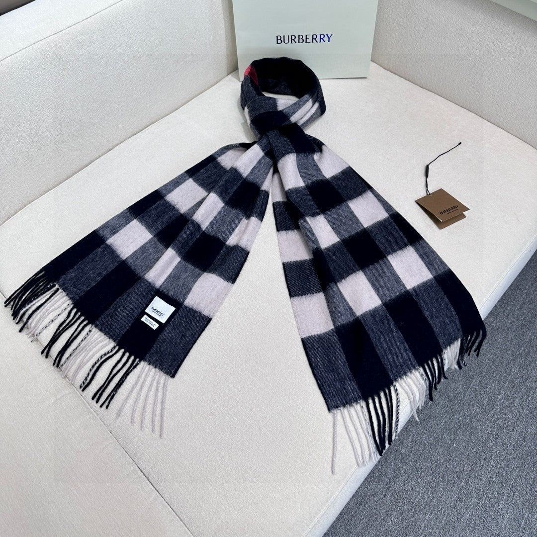 BURBERRY BBR SCARF 180 CM IN CASHMERE 732150