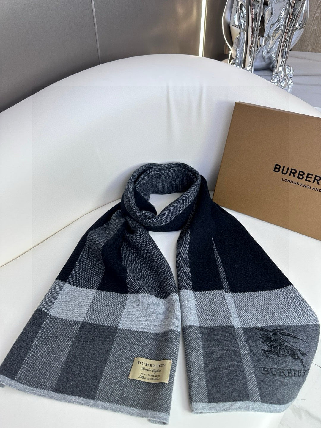 BURBERRY BBR SCARF 180 CM IN CASHMERE 729041