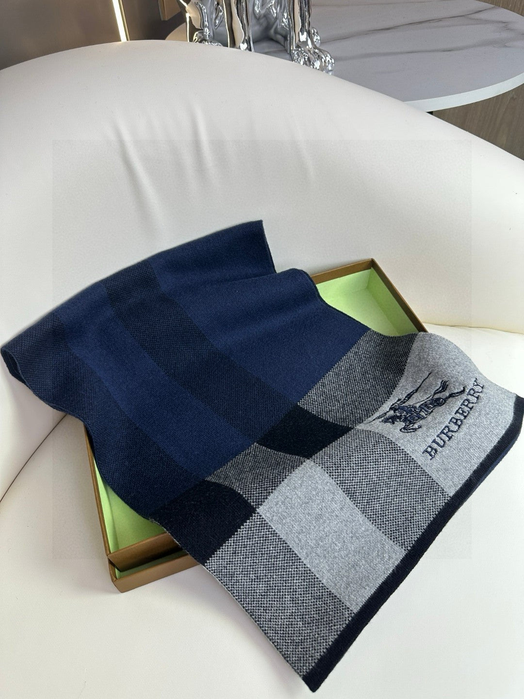 BURBERRY BBR SCARF 180 CM IN CASHMERE 729042