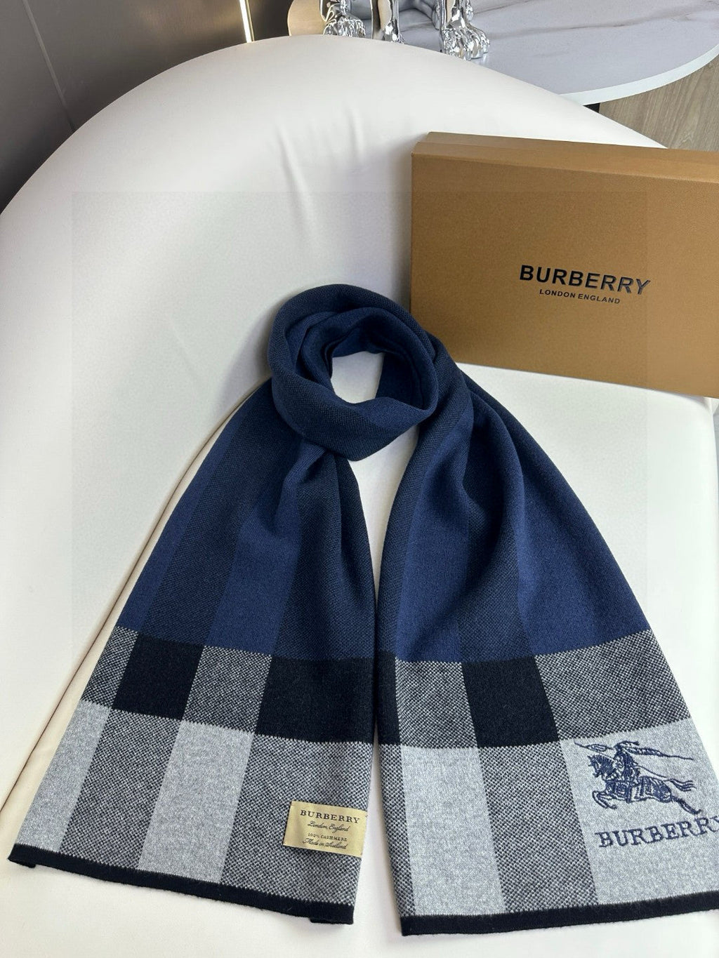 BURBERRY BBR SCARF 180 CM IN CASHMERE 729042