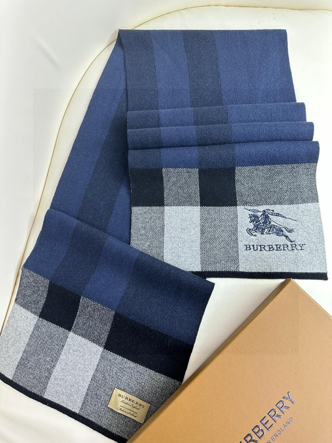 BURBERRY BBR SCARF 180 CM IN CASHMERE 729042
