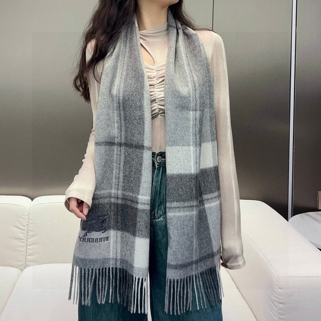 BURBERRY BBR SCARF 180 CM IN CASHMERE 737187