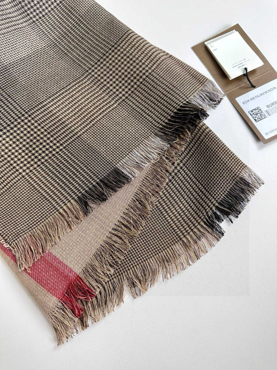 BURBERRY BBR SCARF 200 CM IN CASHMERE 737197